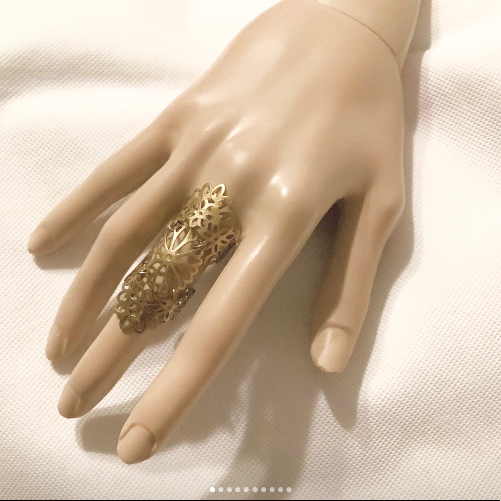 AVON… Vintage Three-Section Knuckle Ring for Women